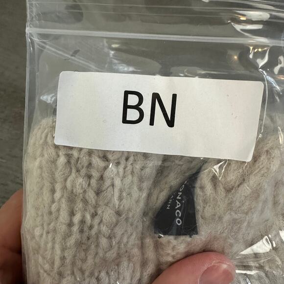 Club Monaco Alpaca Wool Sweater Small Cream Tan - Picture 10 of 10